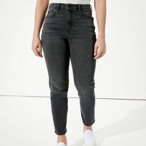 American Eagle Stretch Curvy Mom Jeans
